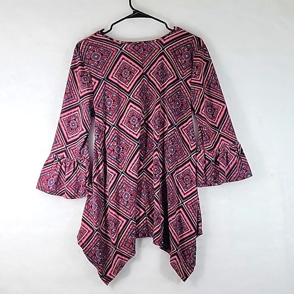 Bobbie Brooks Geometric Print Ruffle Bell Sleeve Top Size L - Picture 7 of 7